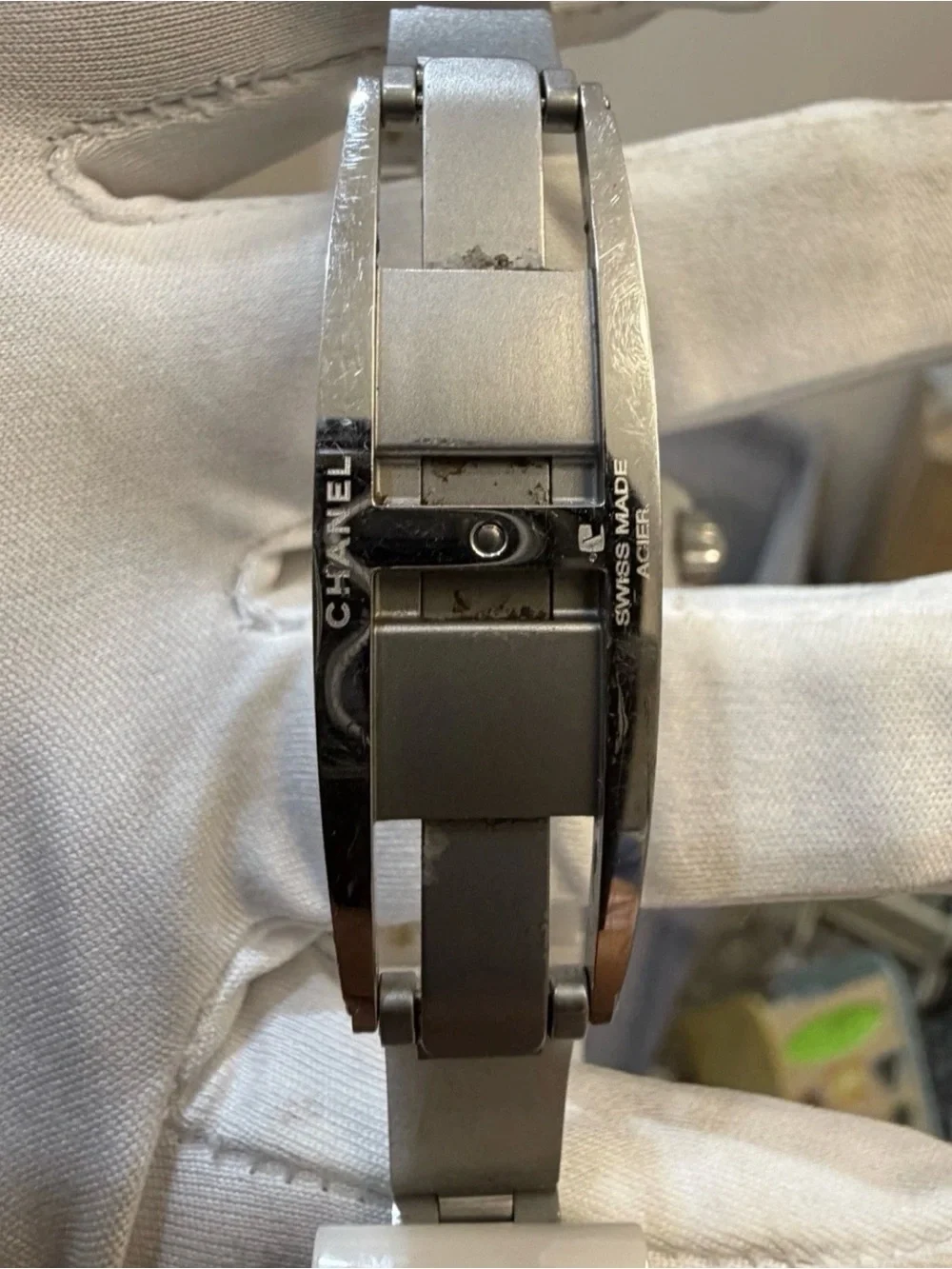 Chanel J12 38mm White Ceramic Automatic Men Unisex Watch H0970 Date Swiss Made